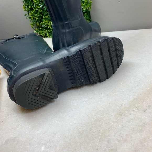 Hunter Classic Tall Navy Boots - Picture 5 of 7